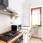 Apartment Estate A 70m Dal Mare 2 2 Bagni Con Balconi In Centro Pescara
