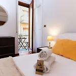 Apartment Estate A 70m Dal Mare 2 2 Bagni Con Balconi In Centro
