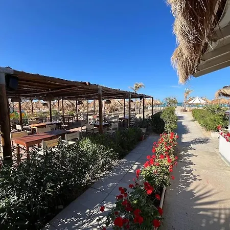 Lägenhet Estate A 70m Dal Mare 2 2 Bagni Con Balconi In Centro