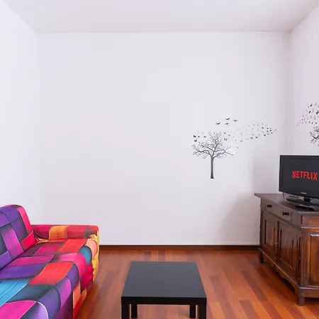 Residenza Esclusiva con 2 Suite, 2 Bagni, Balcone con Vista e Area Fitness nel Cuore della Città * Pescara