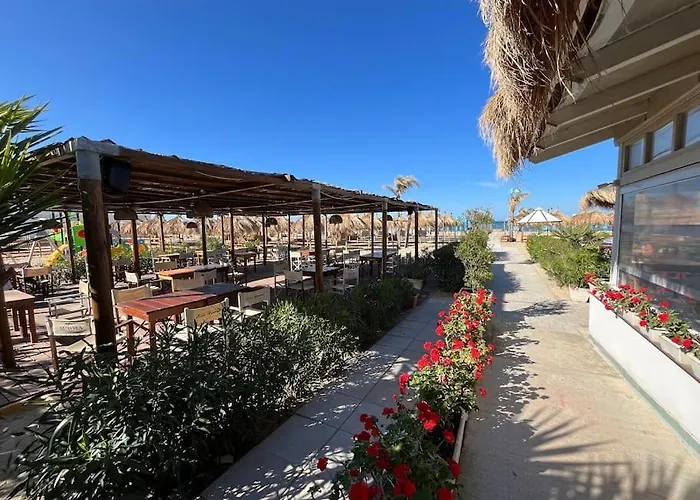 Апартаменты 2 Con Balcone In Centro Citta E Mare, 2 Bagni