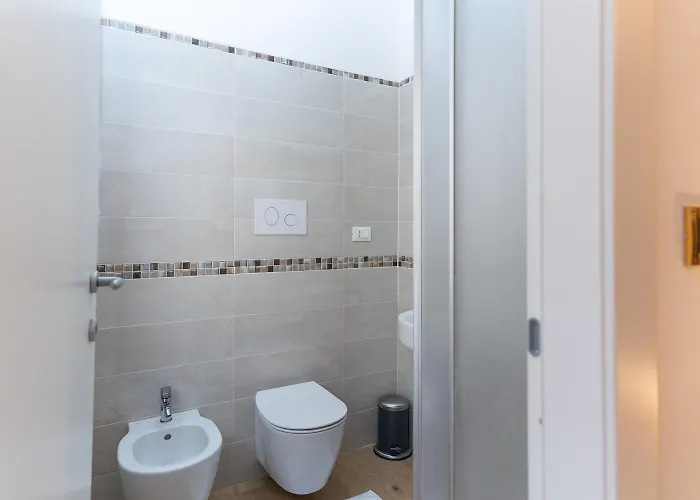 Promo Inizio Anno, 2 E 2 Bagni In Centro A Pochi Passi Da Piazza Salotto Pescara